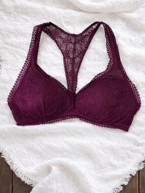Victoria's Secret Lace Crochet Racerback Bralette in Deep Plum Size S
